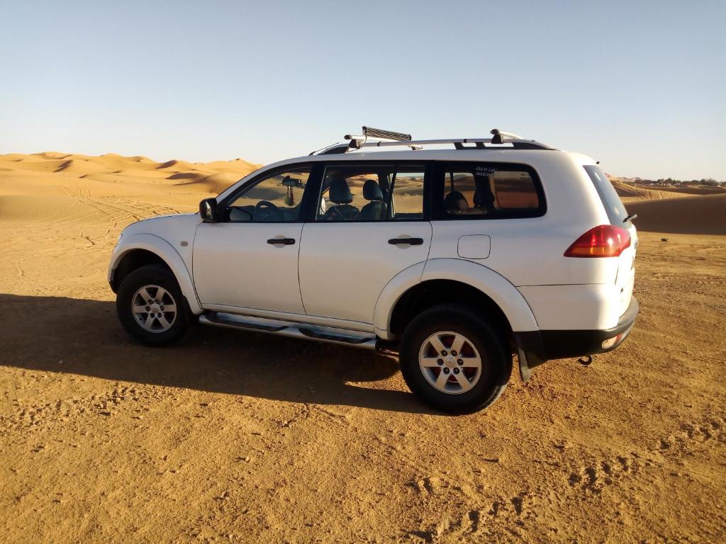 merzouga bazzine desert camp image 1