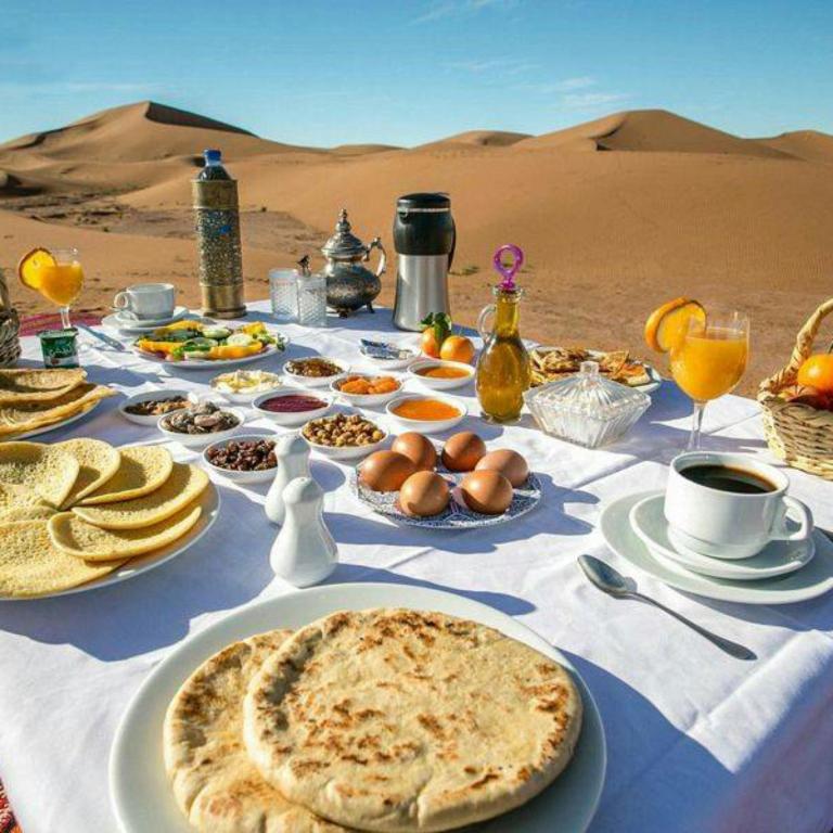 Merzouga Luxury Camp Experience image 3