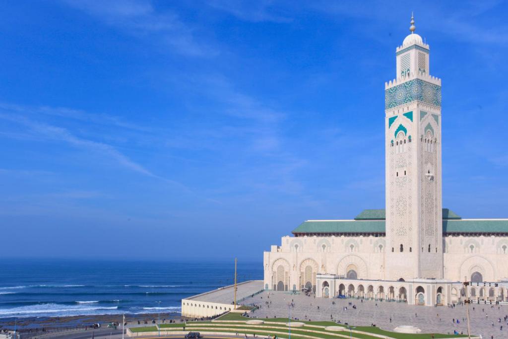 Mosquee & Sea View Casablanca image 1