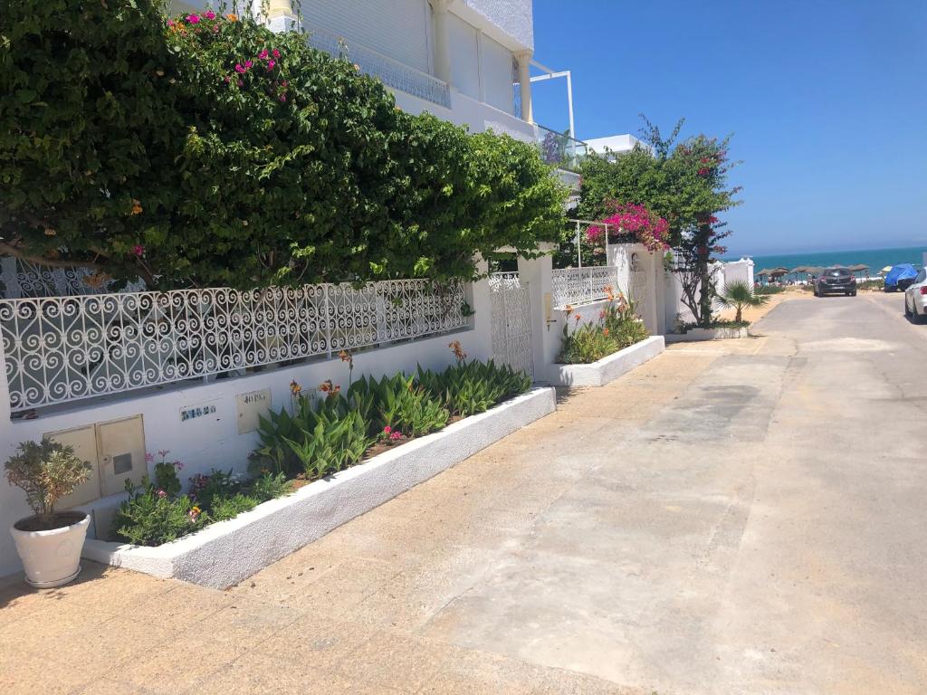 New cosy 2 bedrooms in La Marsa image 5