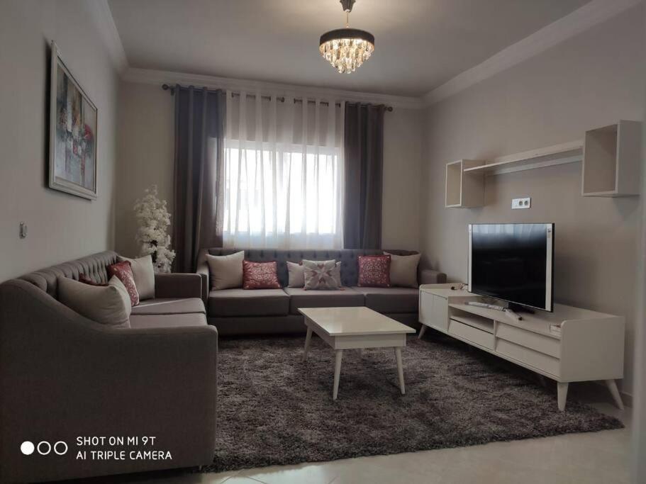 New Modern Apartment-4 Bed-Beach 5min-Mujahidin z