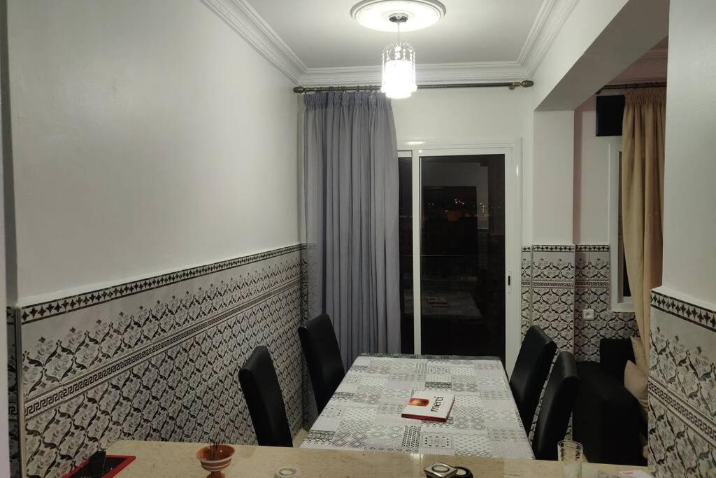 Newly Renovated Tangiers Appartment with Terrace. image 0