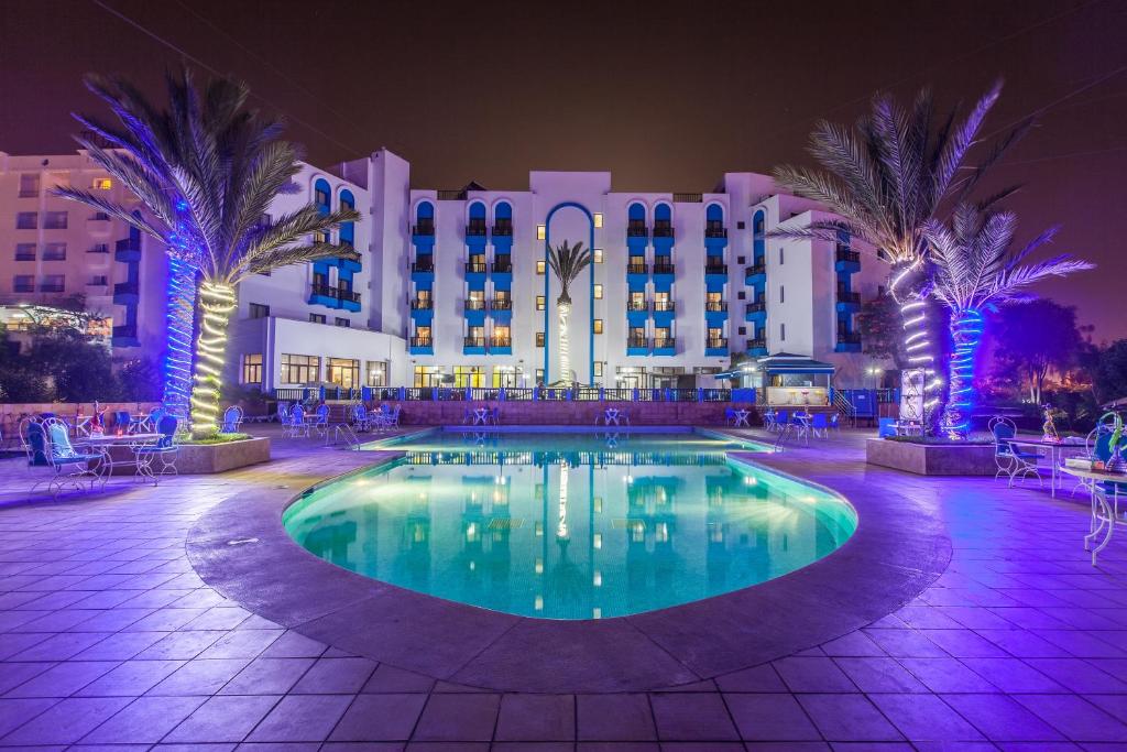 Oasis Hotel & Spa