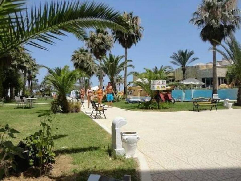 Palmyra Golden Beach - Families and Couples image 0