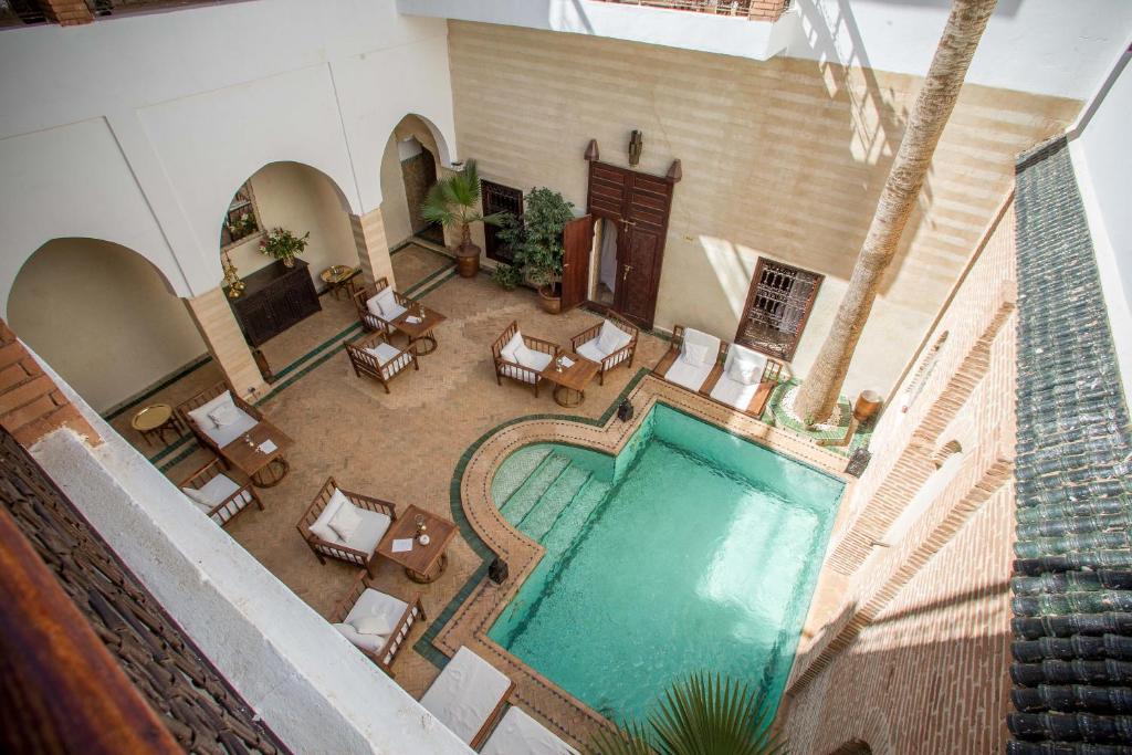 Riad Amira image 2