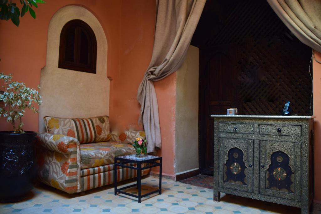 Riad Arjan image 2