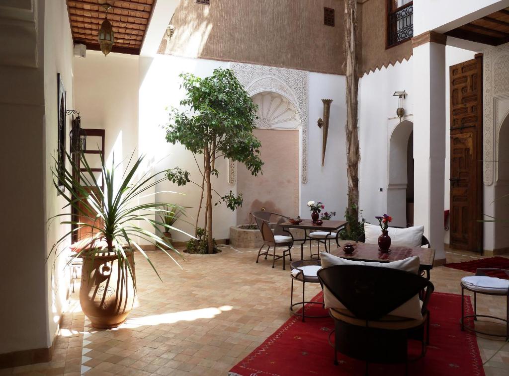 Riad Carina image 3