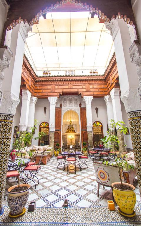 Riad Dar Skalli & SPA image 0