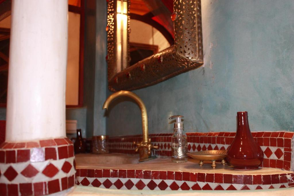 Riad Lorsya image 6