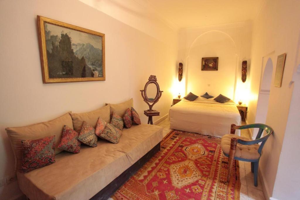 Riad Lyla image 7