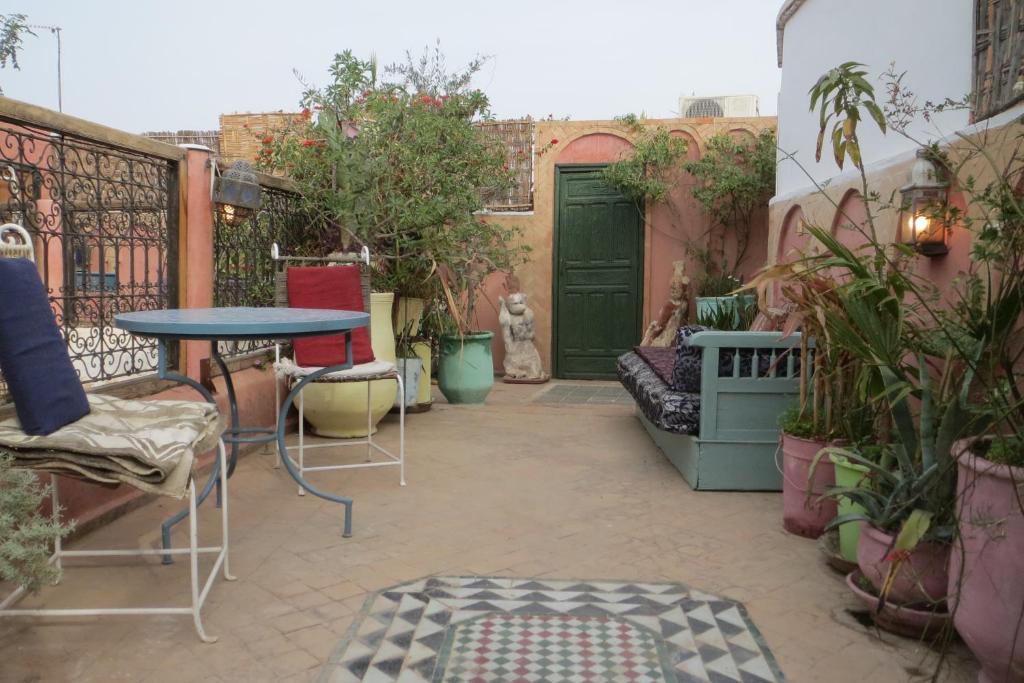 Riad Maizie image 0