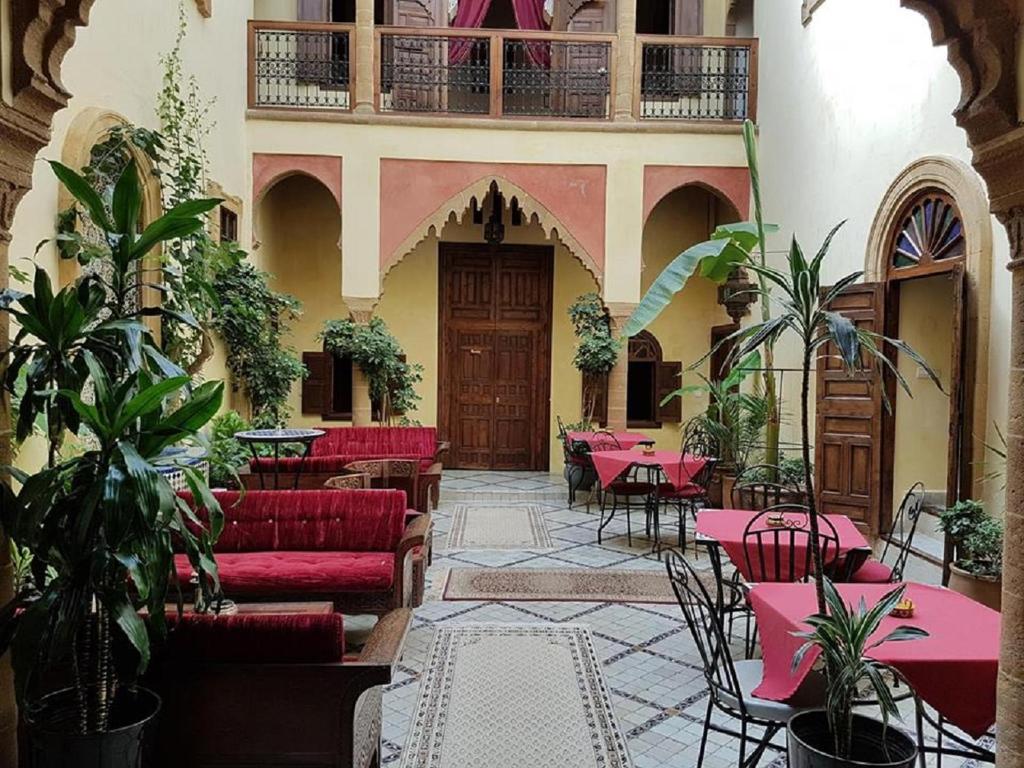 Riad Marlinea image 3