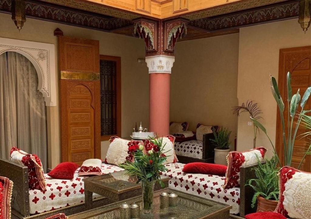 Riad Miral image 0