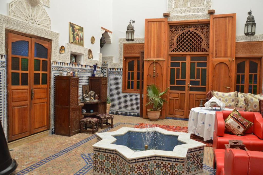 Riad Oumkaltoum Fès image 7