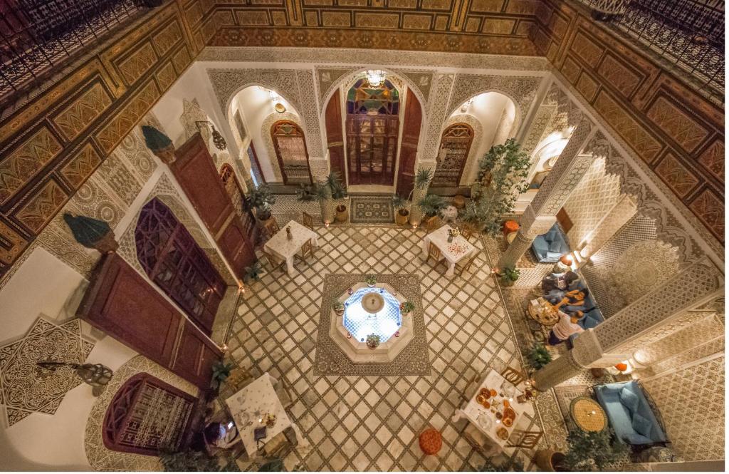 Riad Sara image 2