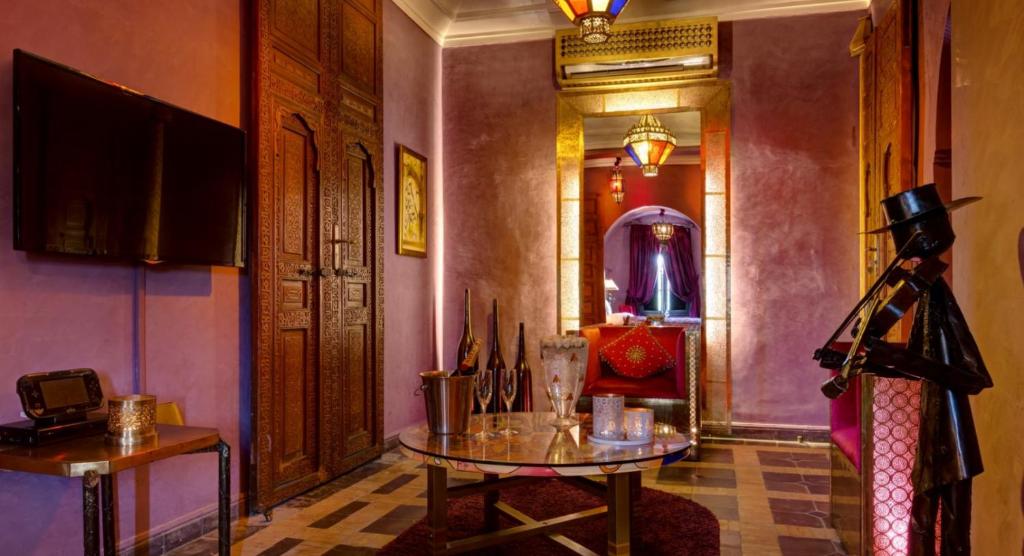 Riad Wow image 3