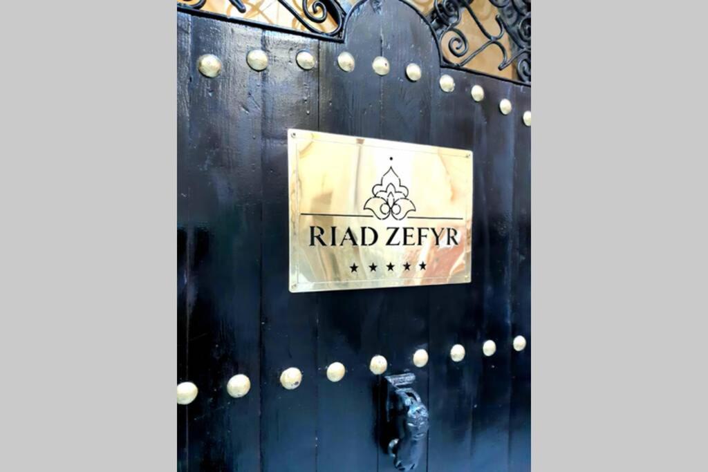 RIAD ZEFYR