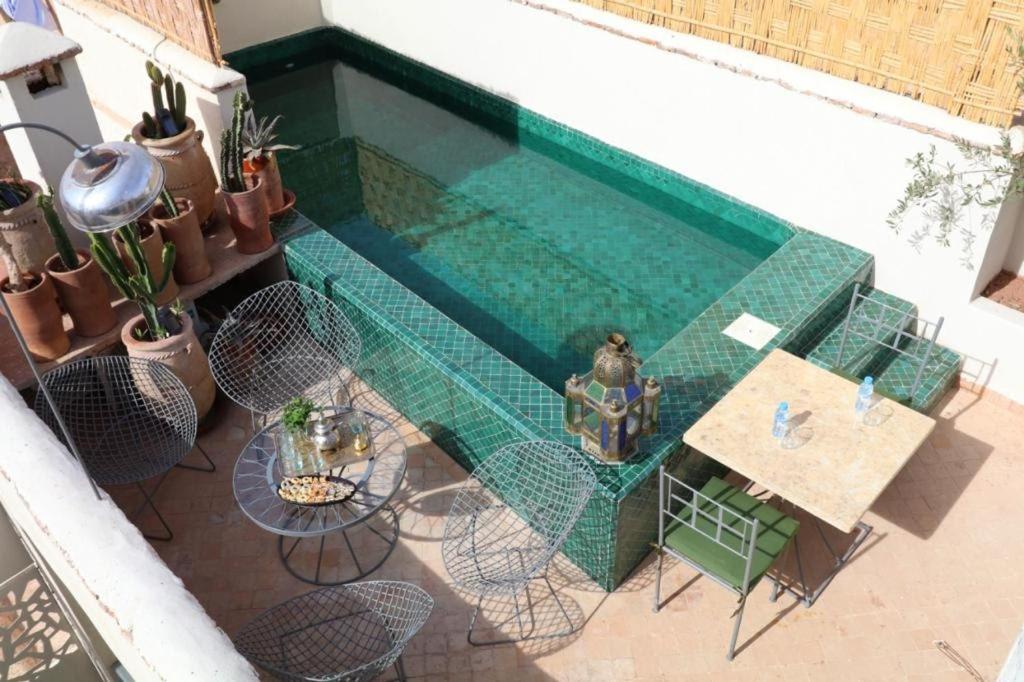 Riad103 piscine chauffée sur le Rooftop, jacuzzi hot & hammam massage image 0