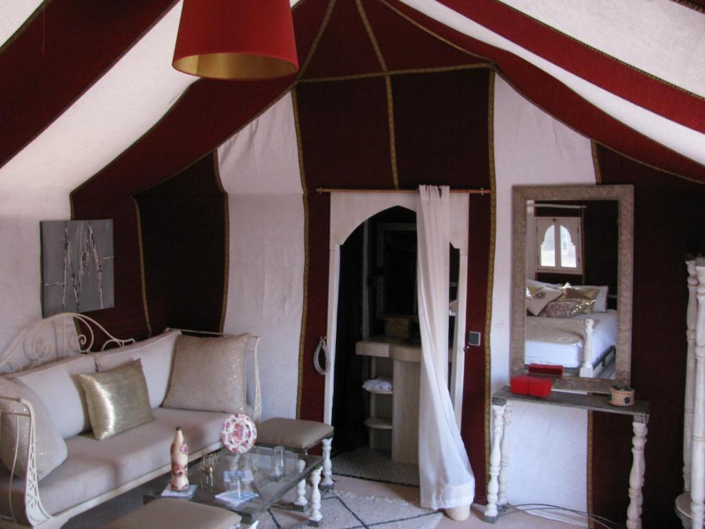 Sahara Luxury Tents image 4