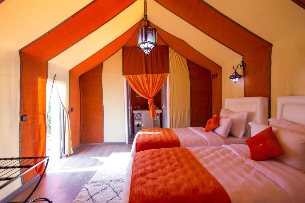 Sahara Sky Luxury Camp image 1