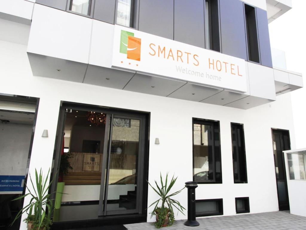 Smarts Hotel image 9