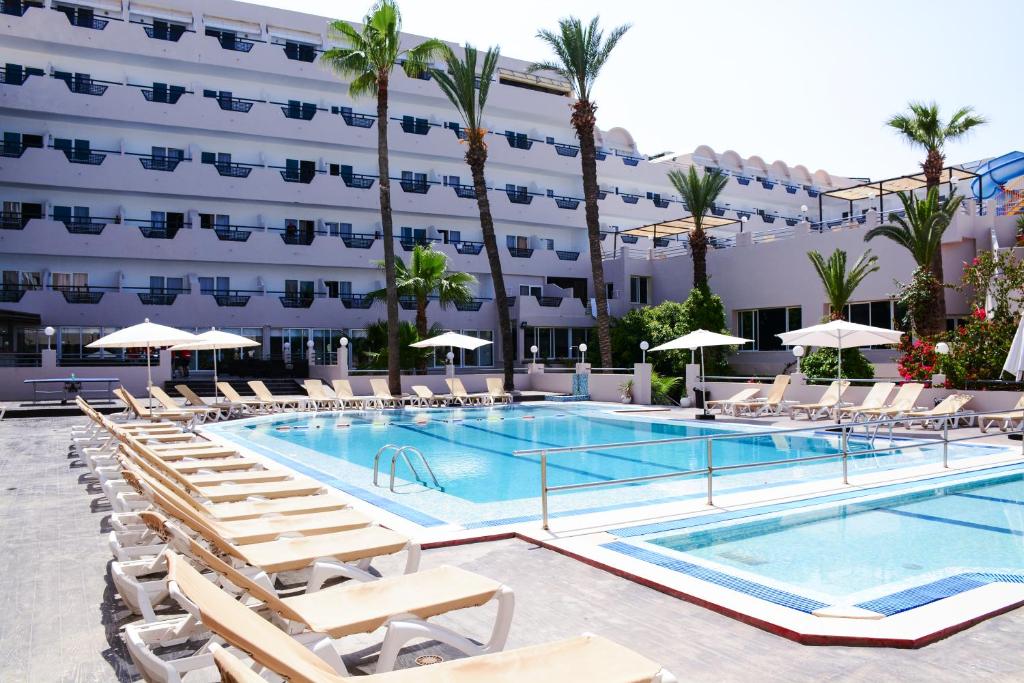 Sousse City & Beach Hotel image 9