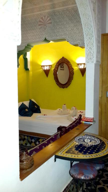 Studio in Essaouira with wonderful sea view balcony and WiFi 800 m from the beach image 4