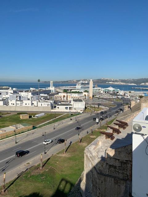 Tanger *Maison avec terrasse et vue sur la mer * image 3