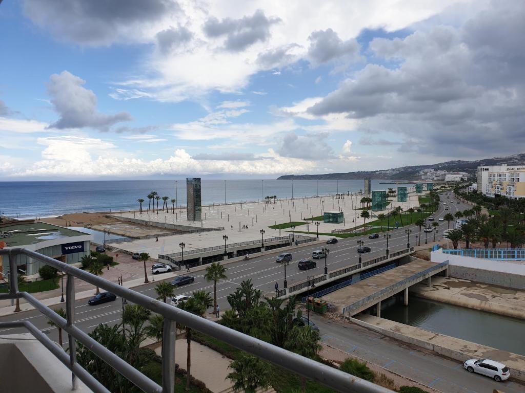 Un appartement vue sur mer image 3