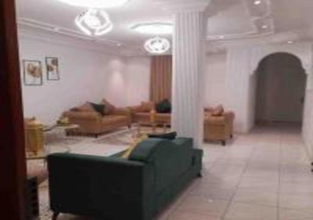 Une belle villa au centre de Tunis, Bardo image 0