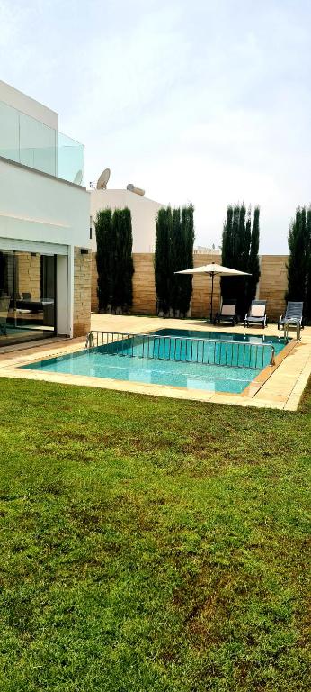 Villa luxueuse avec piscine privée a taghazout bay image 6