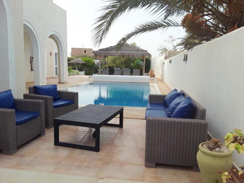 Villa with 4 bedrooms in Aghir with private pool furnished terrace and WiFi 300 m from the beach image 3