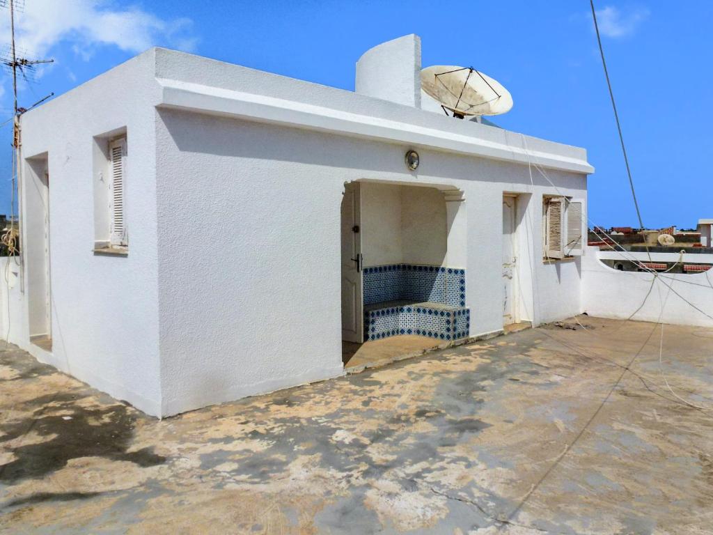 Villa with 4 bedrooms in Kelibia with wonderful sea view enclosed garden and WiFi 4 km from the beach image 2