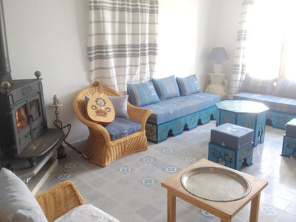 Villa with 5 bedrooms in Djerba with private pool enclosed garden and WiFi 1 km from the beach image 8