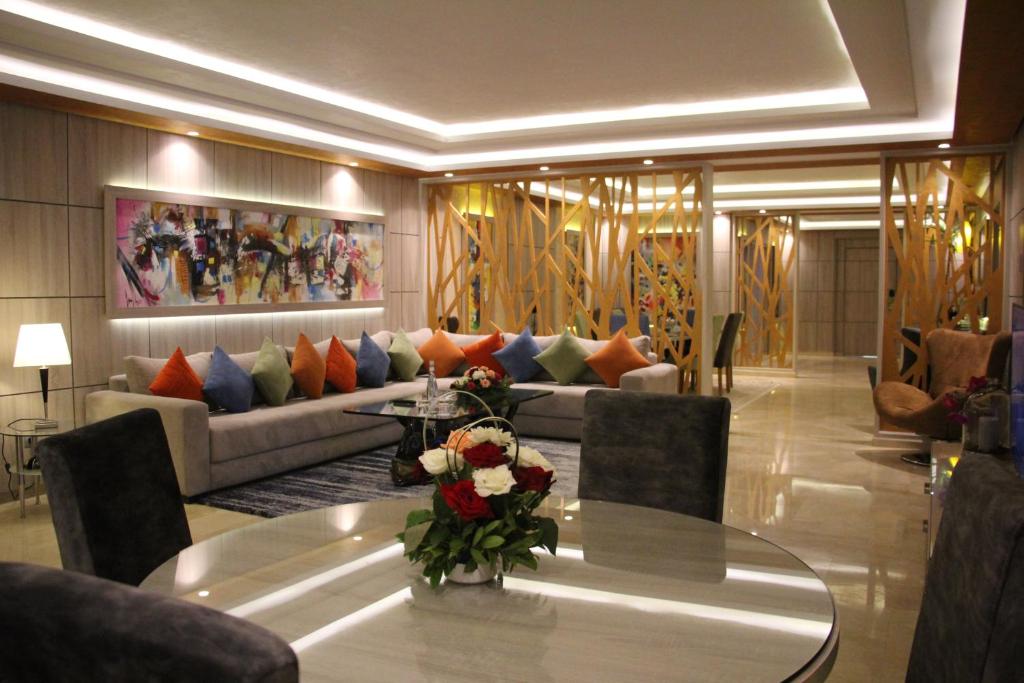 Zaki Suites Hotel & Spa image 2